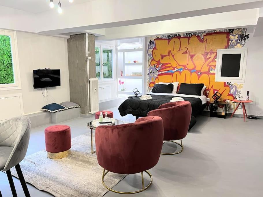Brand New Modern Street-Style Studio /City Center Atina Dış mekan fotoğraf