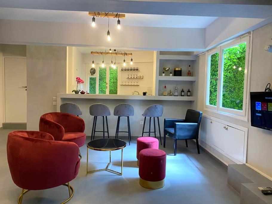 Brand New Modern Street-Style Studio /City Center Atina Dış mekan fotoğraf